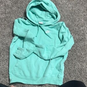 Nike Pullover Hoodie
